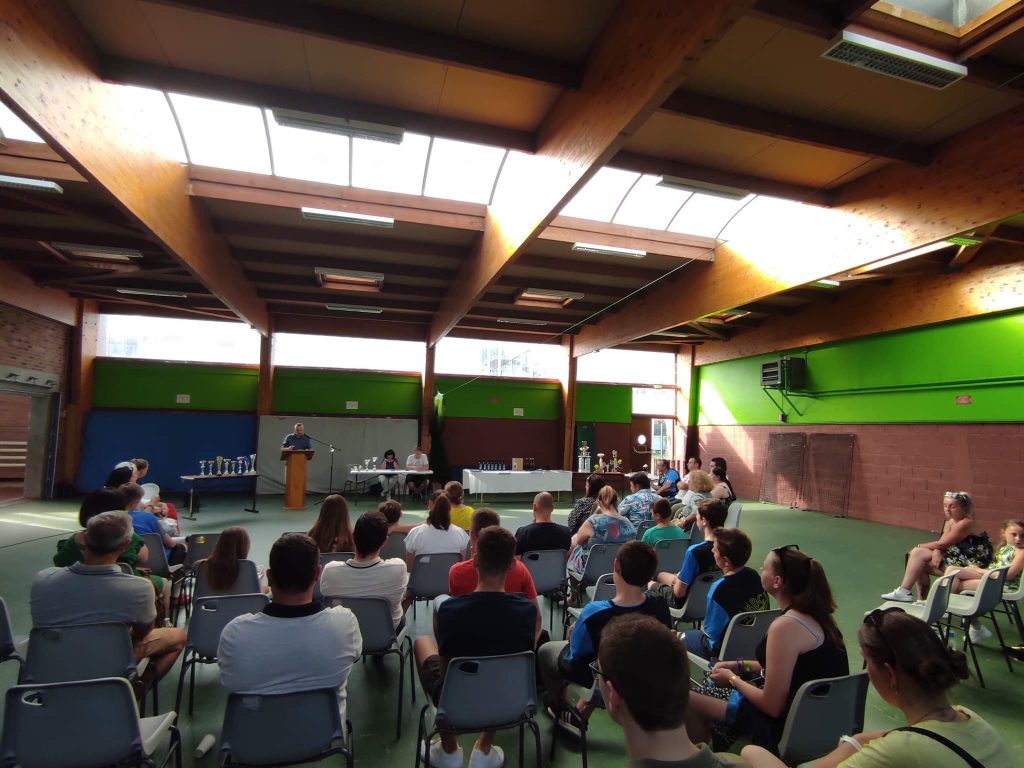 received_417546523584106