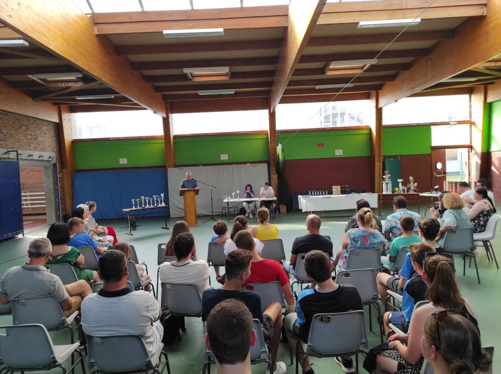 received_750081556308477